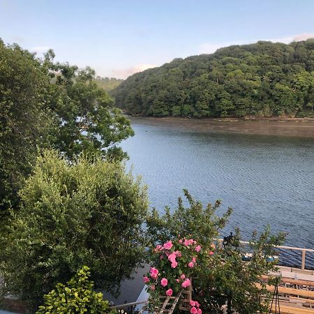 Beautiful 1-Bed Riversi Cottage Located In Malpas Truro Exteriér fotografie